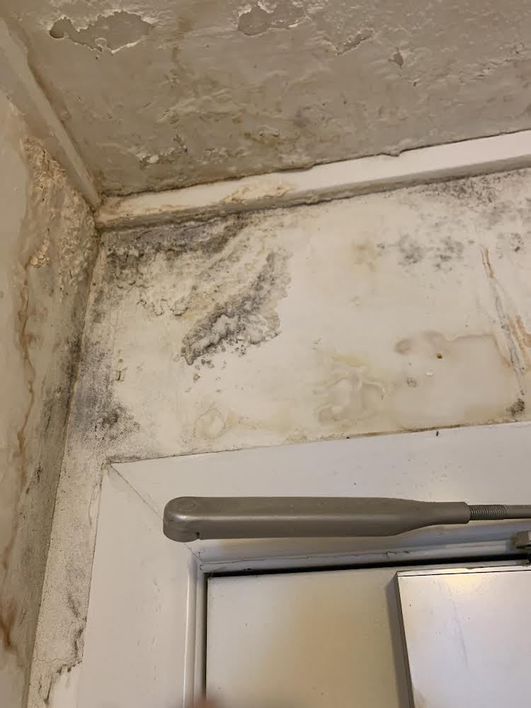 Mould In Flat. The damp and mould forming in the flat has left her and her family suffering physically and mentally. Image Credit: Anna Bensouiah. Permission to use with all LDRS partners