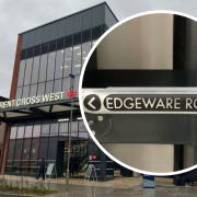 An Edgware Road sign spelt as 'Edgeware Road' in Brent Cross West